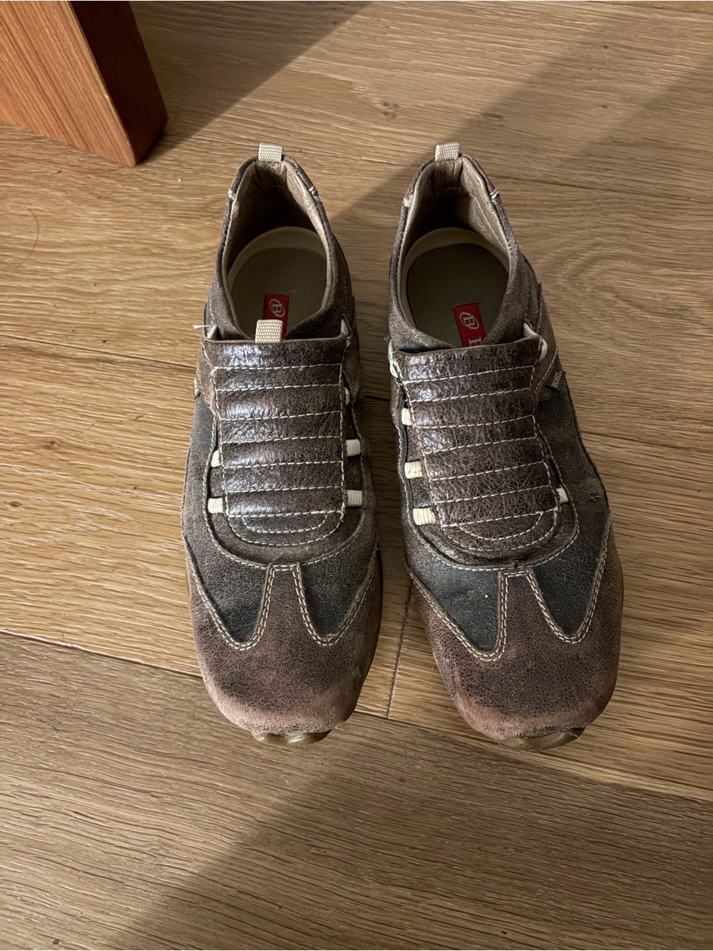 Casual women’s Brown Suede Sneakers